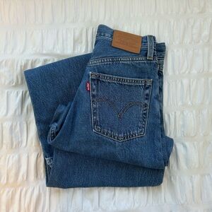Levi’s High Loose Jeans